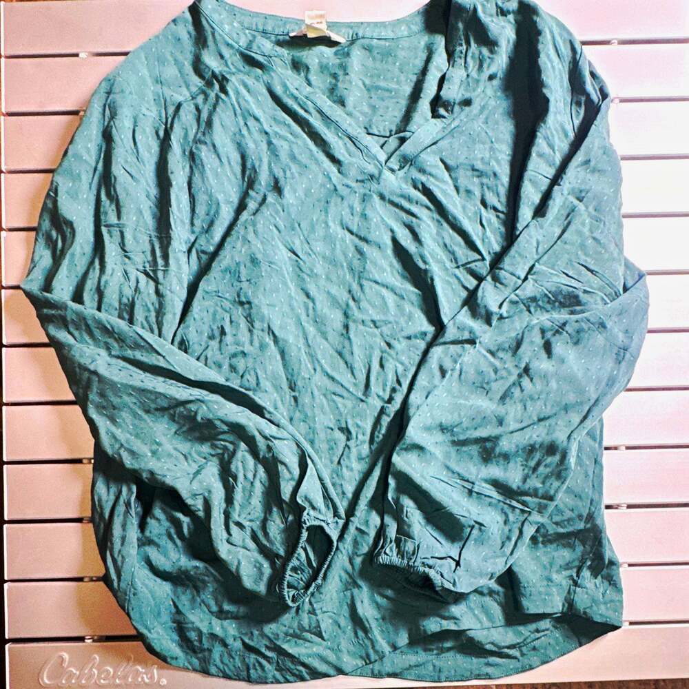 Weatherproof Vintage Women's 2XL Green V-Neck Woven Rayon Blouse